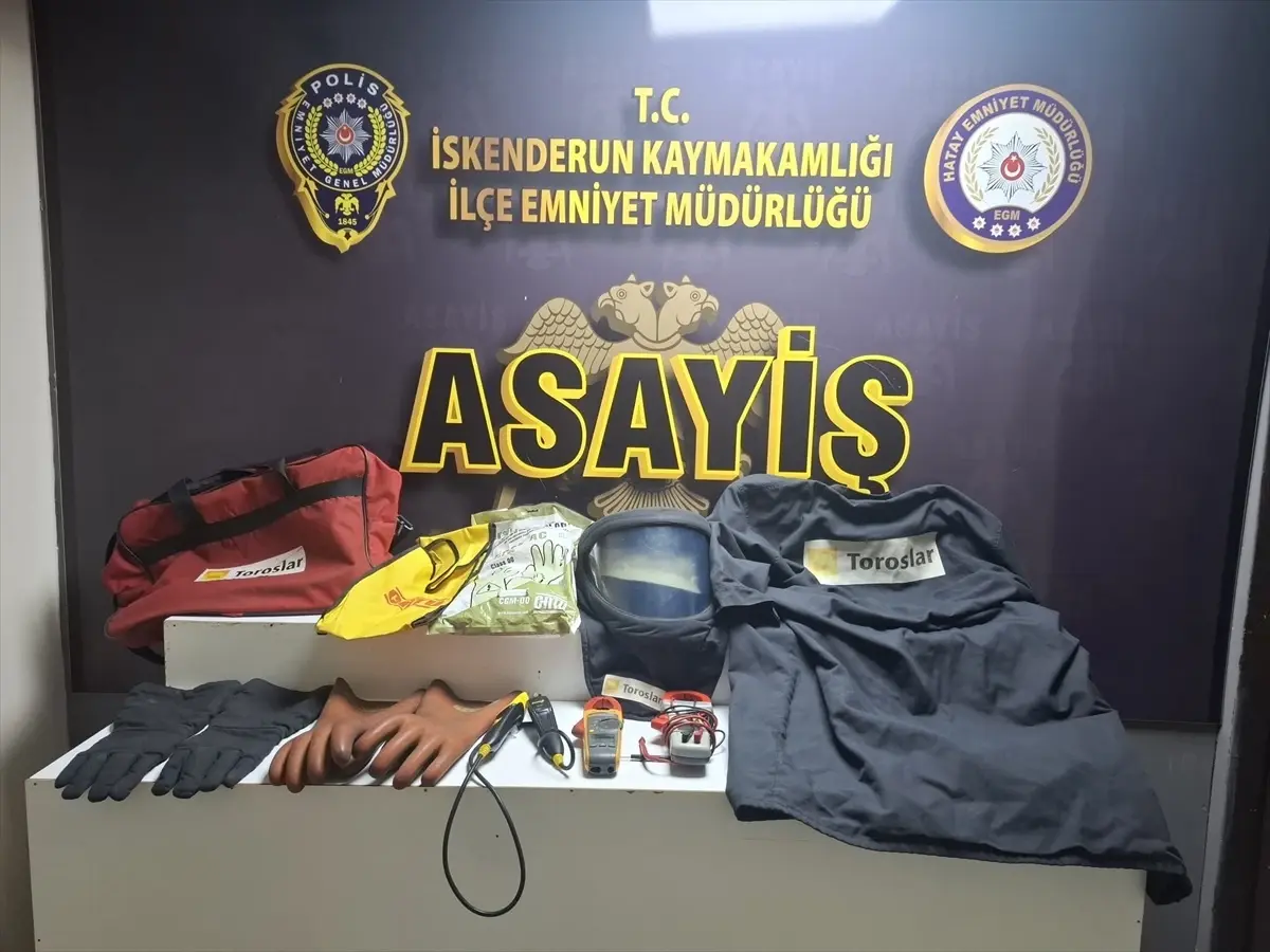 iskenderunda hirsizlik suphelisi yakalandi c3aVeLMN