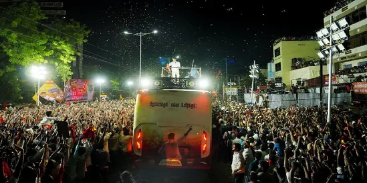 unlu aktorun katildigi mitingde kargasa 39 kisi oldu fNbYmRZ1