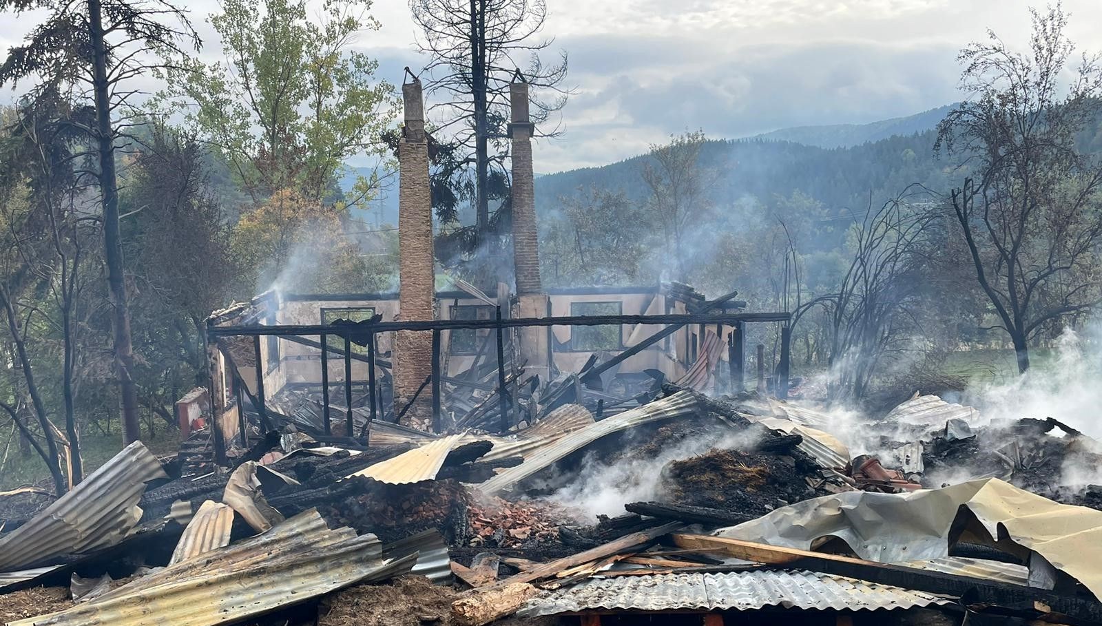 alevlere teslim olan ahsap ev kule dondu 624OWEhB