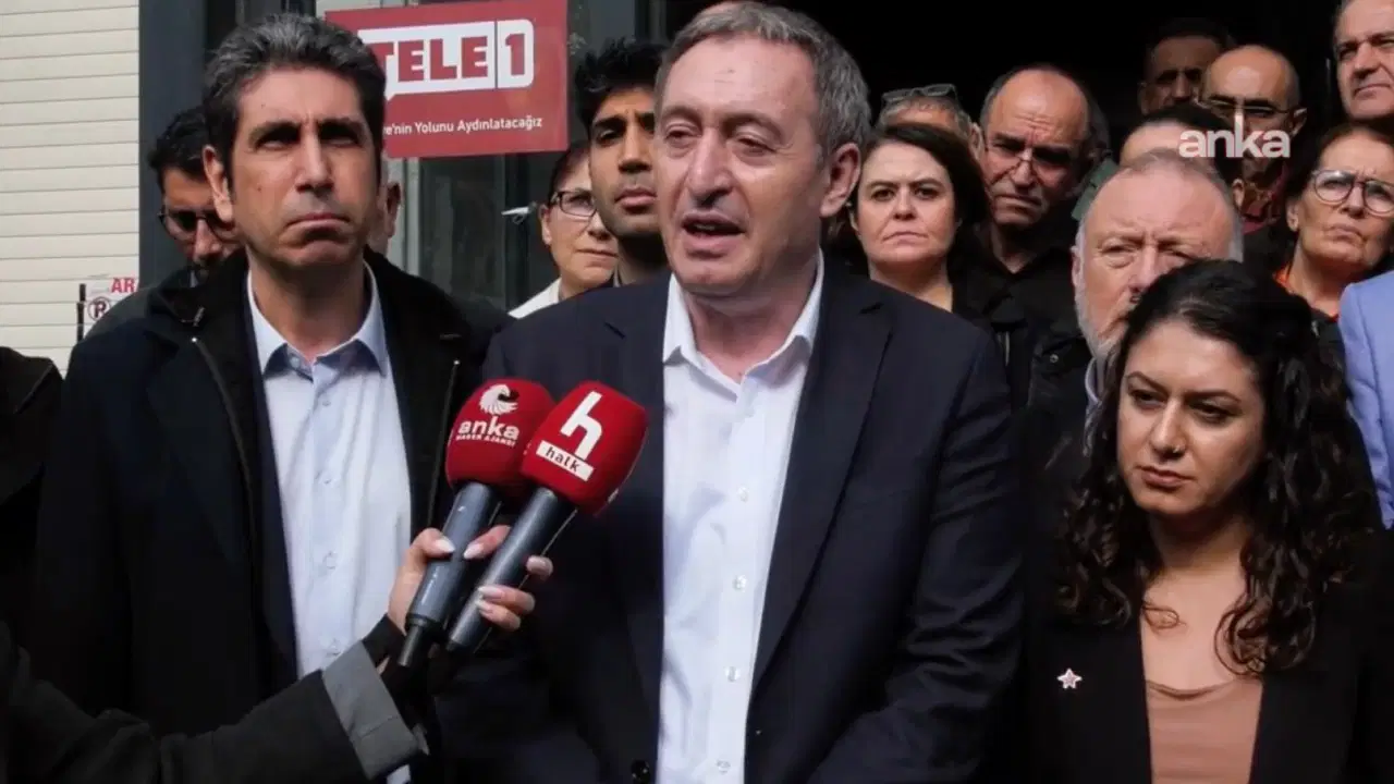 bakirhandan kayyum atanan tele 1e ziyaret ne anlam ifade ettigini cok iyi biliyoruz zrnAhCN6.jpg