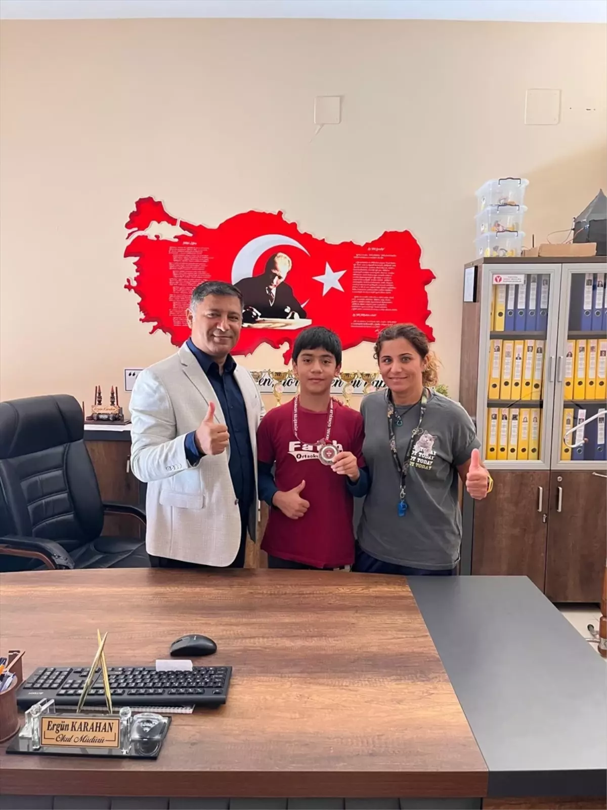 kadir koctan gazzeye anlamli bagis UVGYUrzY.jpg