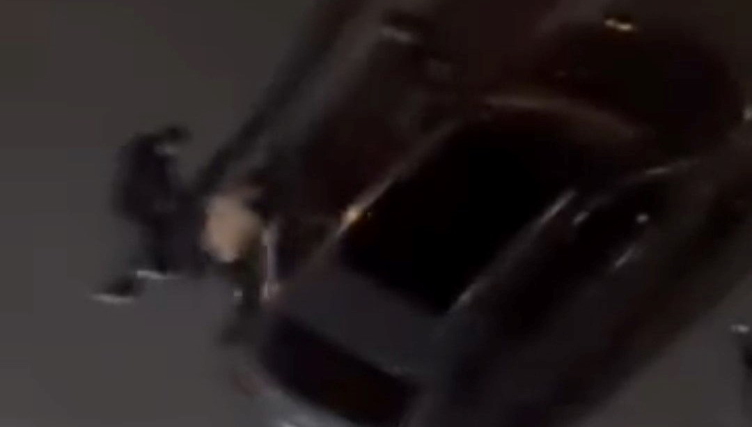 komsular yumruk yumruga birbirine girdi jezufkGv.jpg