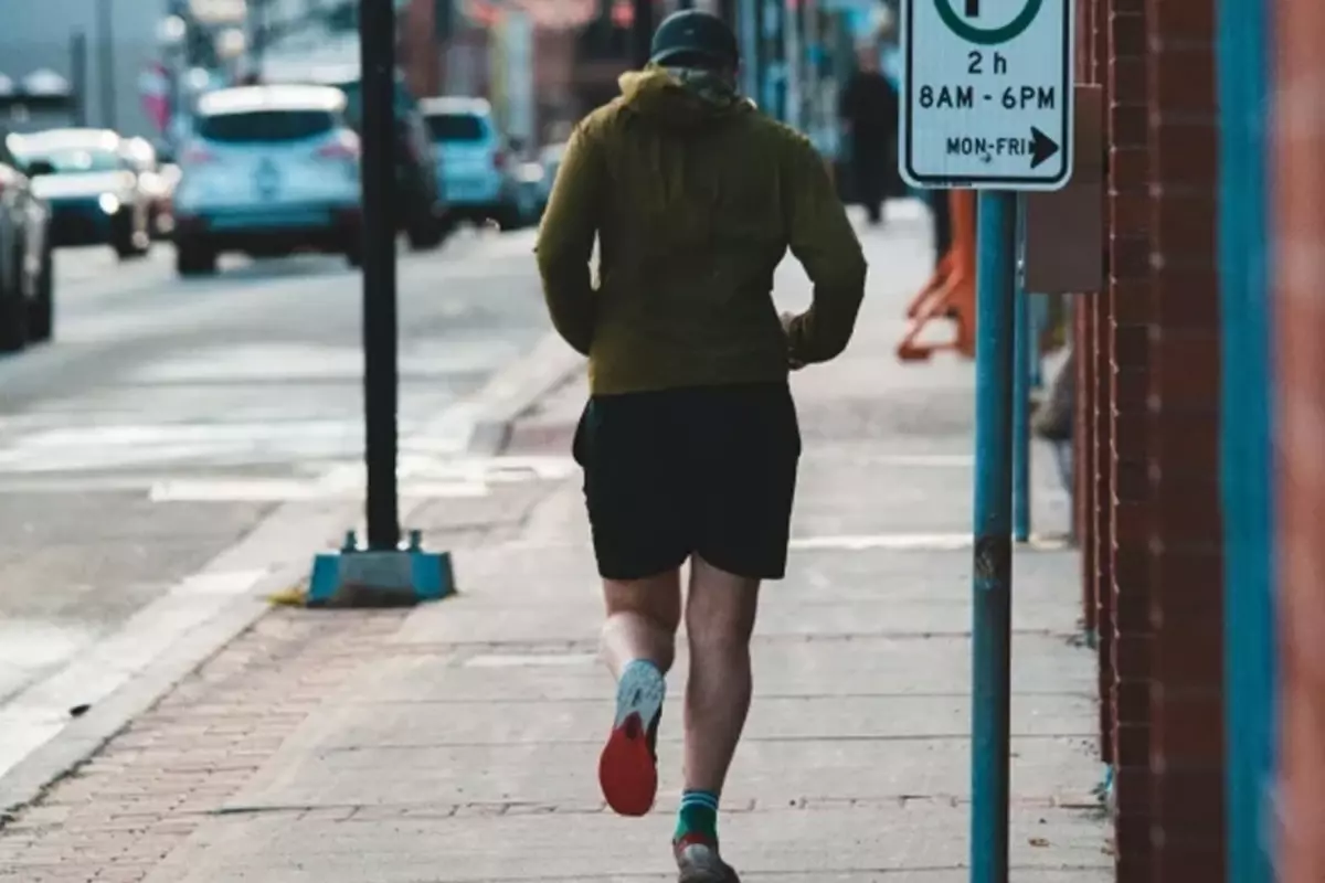 slovakyada kaldirimlarda hiz siniri 6 kms MvZPTZyy.jpg