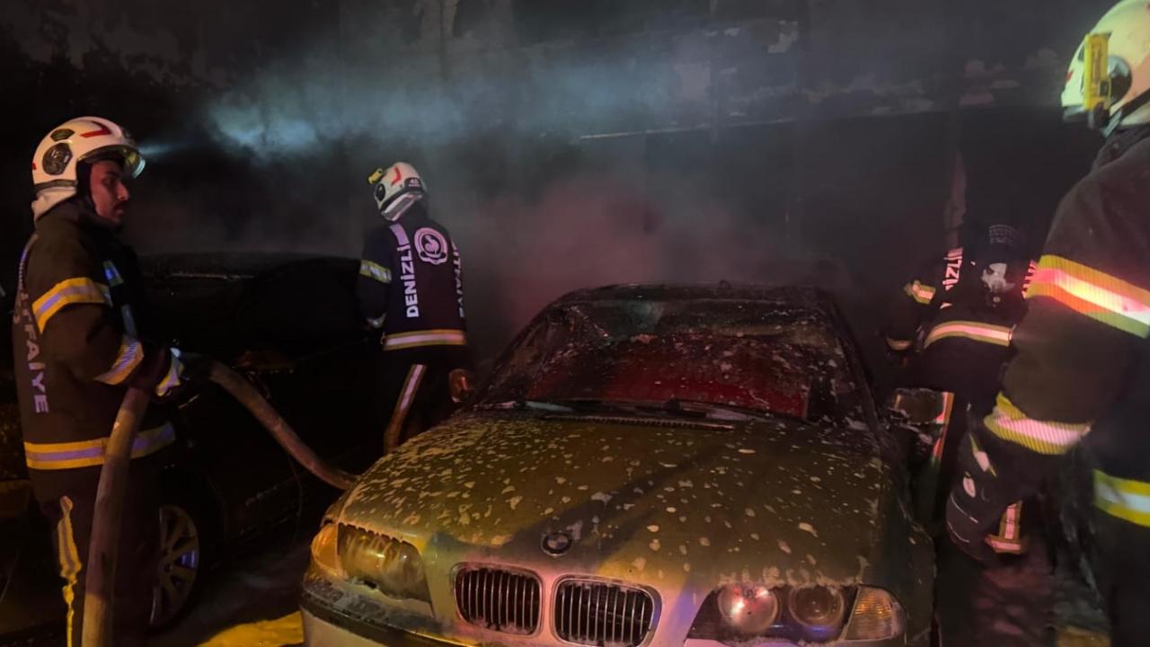 denizlide oto galeride cikan yanginda 5 arac hasar gordu pVryZ3Ur.jpg