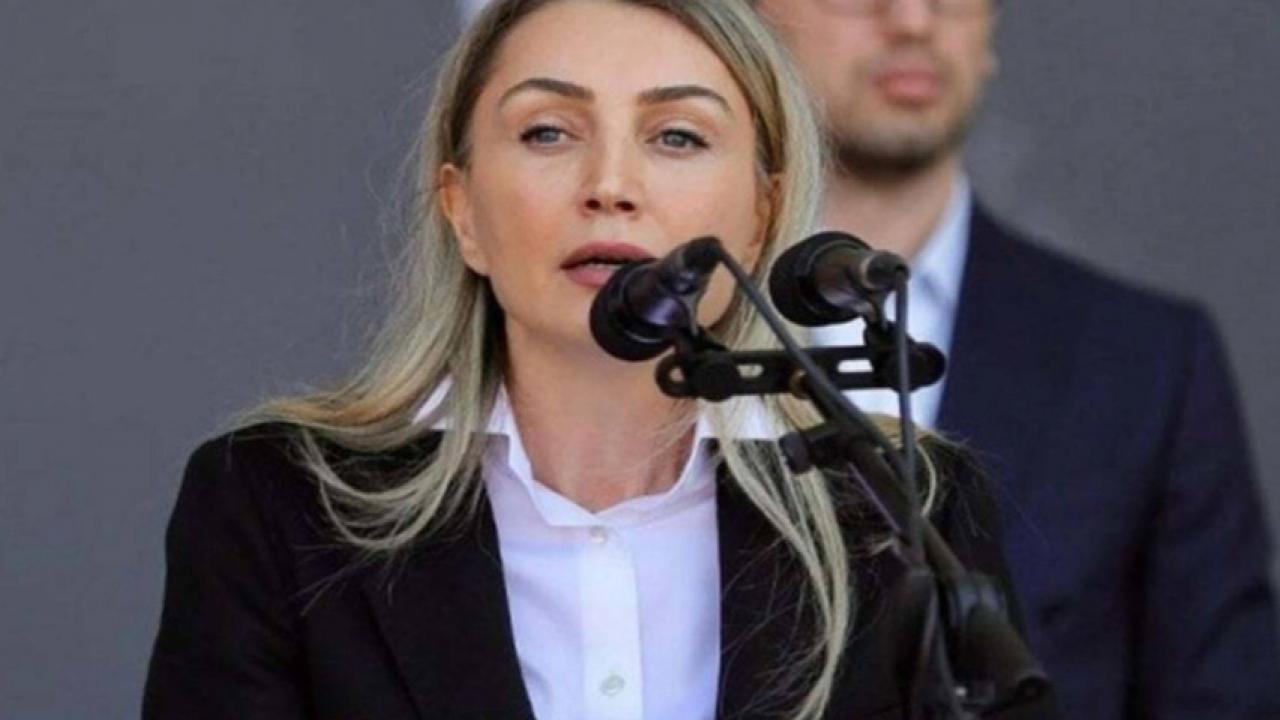 dilek imamoglunun diplomatik pasaportu iptal edildi PaNqhkfL.jpg