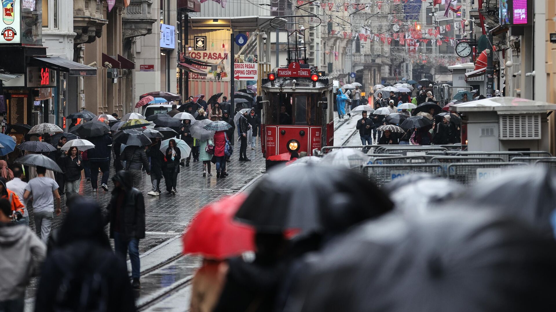meteoroloji saat verdi saganak etkili olacak KEtHxi9b.jpg
