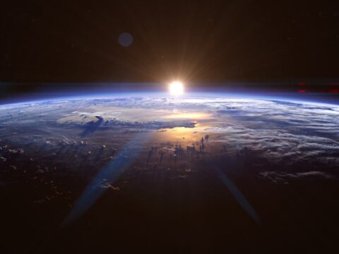 Dünya’nın İkizi Olan Yeni Gezegen Keşfedildi: Atmosferinde Rüzgar Var