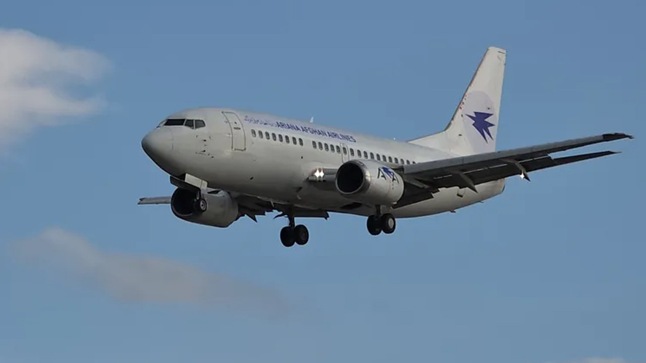 Havalimanında Yoğun Güvenlik Önlemleriyle Göçmenlerin Ülkelerine Dönüşü Sağlandı