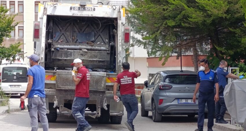 Kötü koku gelen evdeki manzara ‘bu kadar da olmaz’ dedirtti